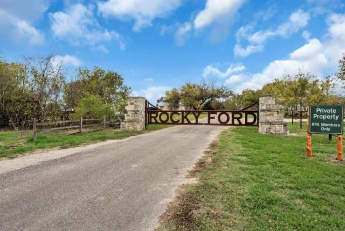 Picture of Residential Land For Sale in Lone Oak, Texas, United States