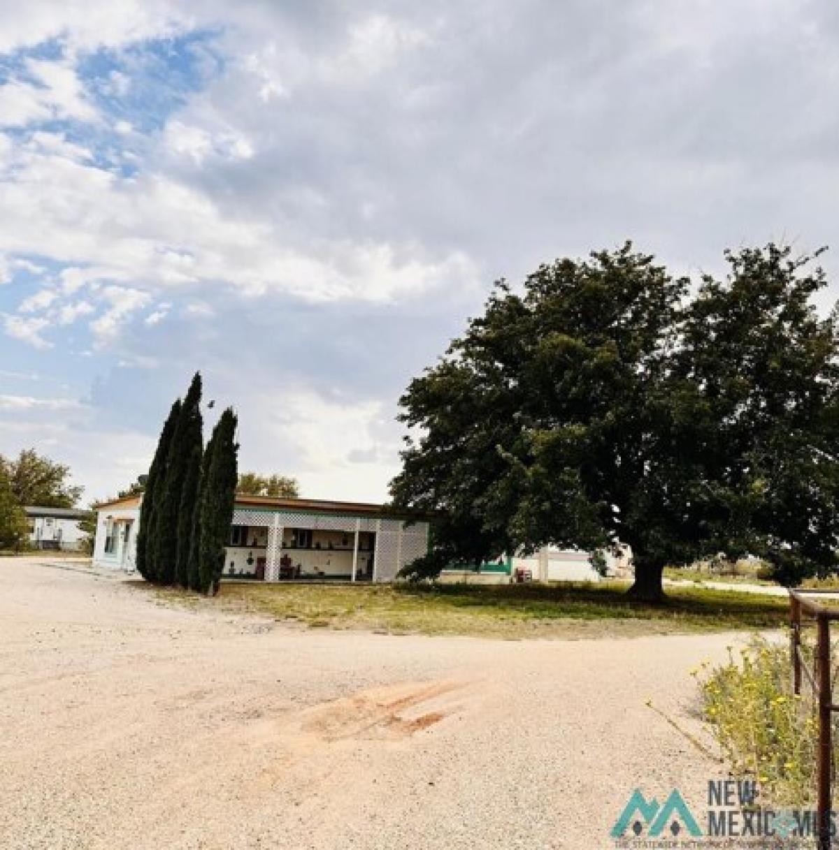 Picture of Home For Sale in Hobbs, New Mexico, United States