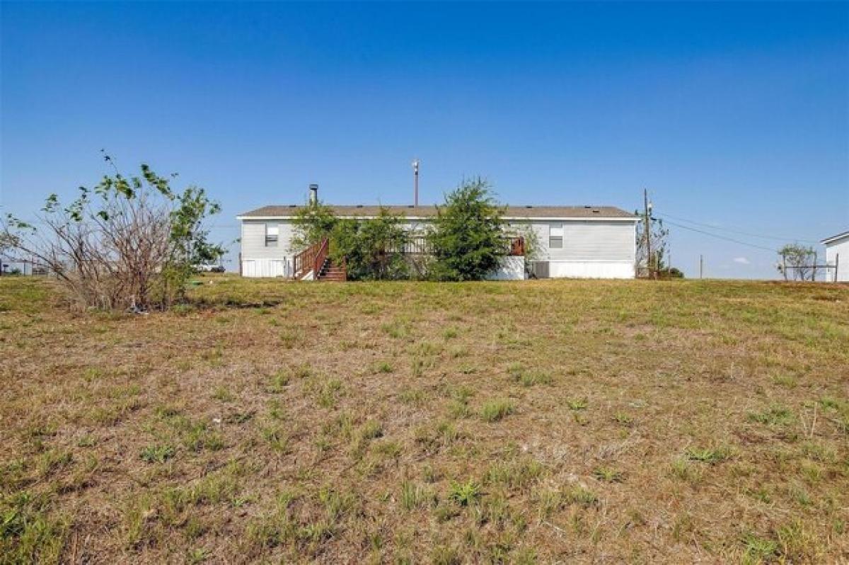 Picture of Home For Sale in Joshua, Texas, United States