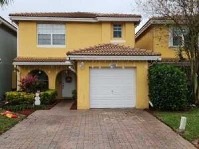 Home For Sale in West Palm Beach, Florida