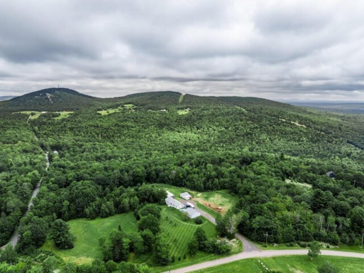 Picture of Home For Sale in Dedham, Maine, United States