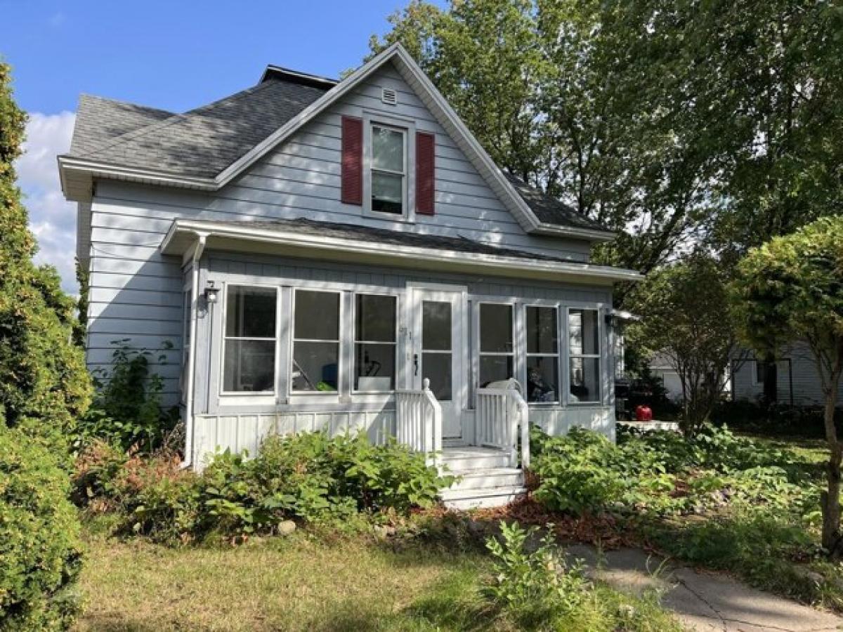 Picture of Home For Sale in Wisconsin Rapids, Wisconsin, United States