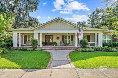 Home For Sale in Daphne, Alabama