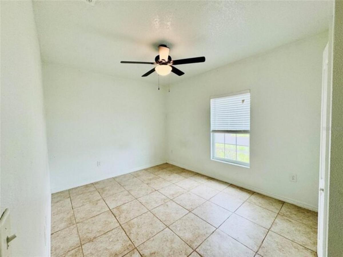 Picture of Home For Sale in Winter Haven, Florida, United States