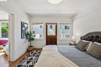 Home For Sale in Oakland, California