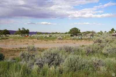 Residential Land For Sale in Teasdale, Utah