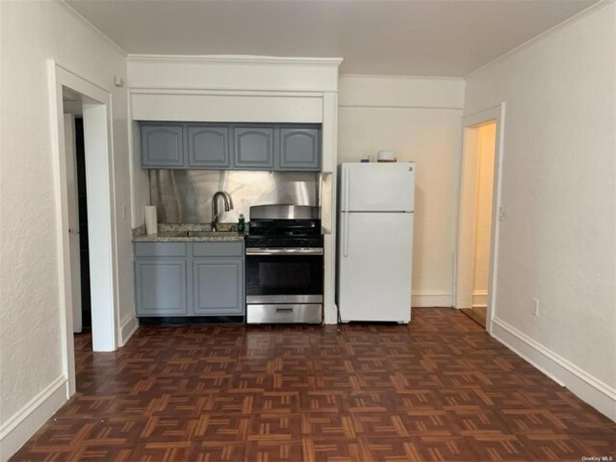 Picture of Apartment For Rent in Mineola, New York, United States