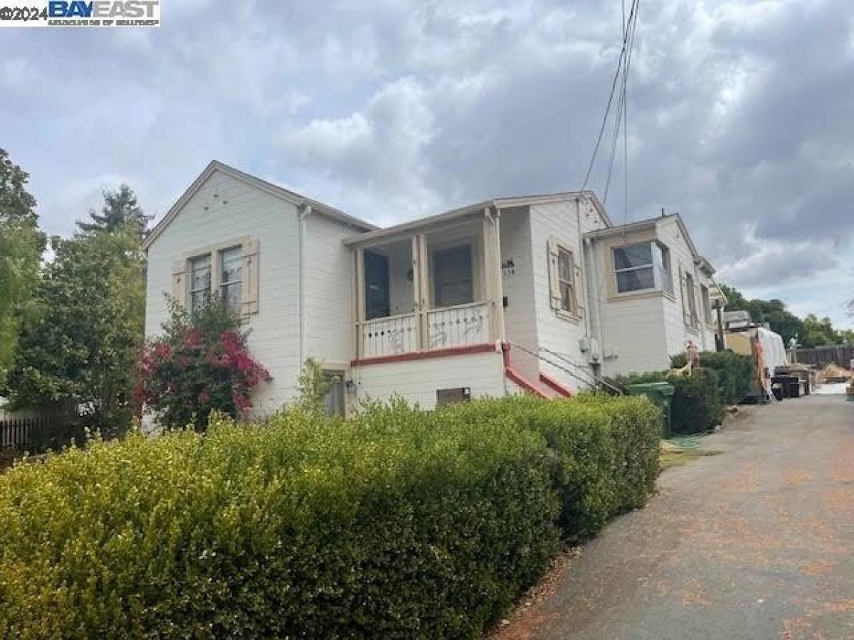 Picture of Home For Sale in Castro Valley, California, United States