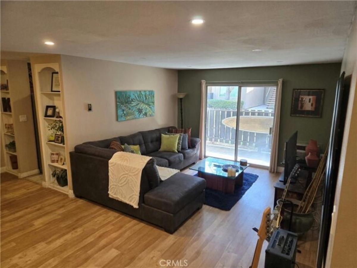 Picture of Home For Sale in Seal Beach, California, United States