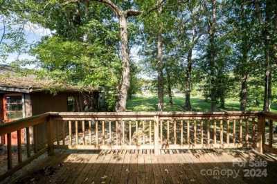 Home For Sale in Hendersonville, North Carolina