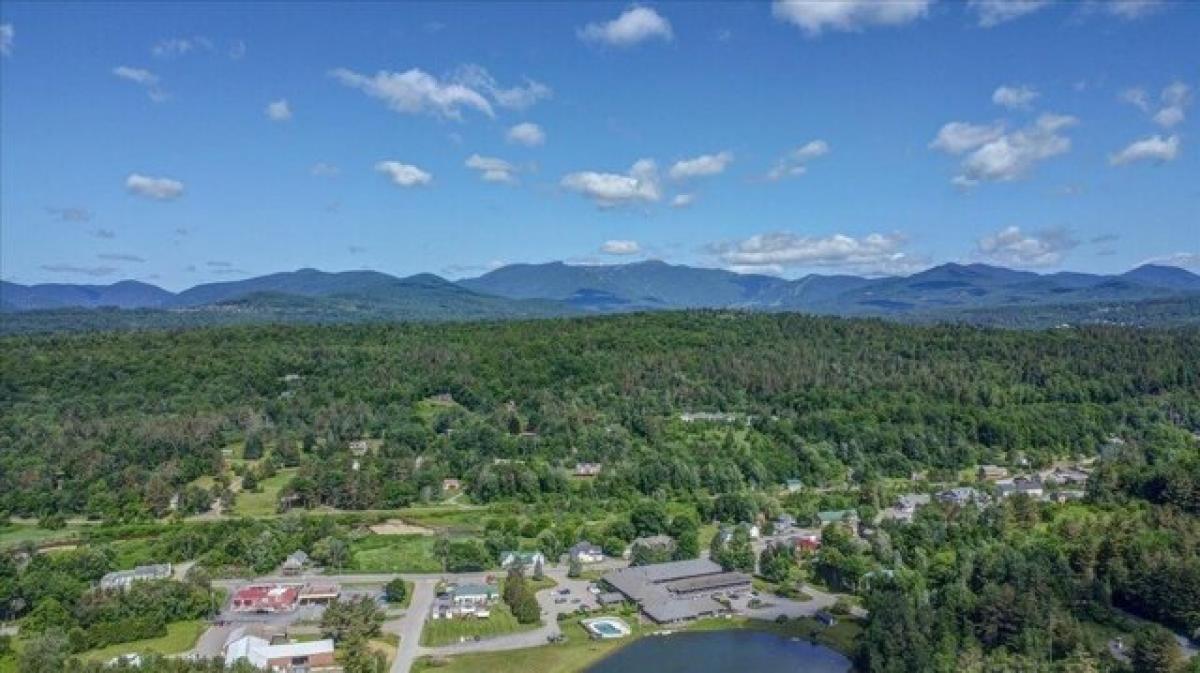 Picture of Residential Land For Sale in Stowe, Vermont, United States