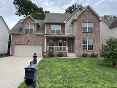 Home For Sale in Clarksville, Tennessee