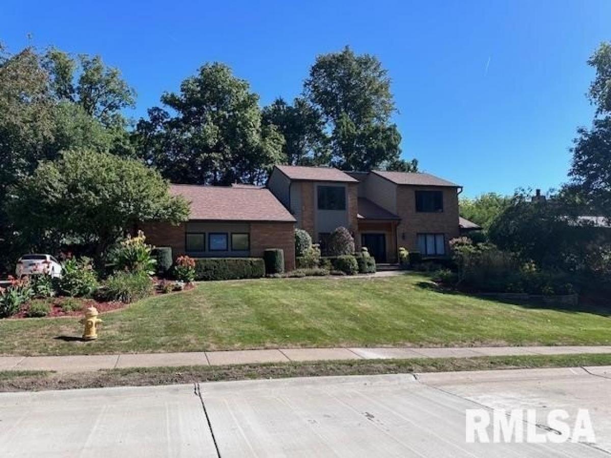 Picture of Home For Sale in Rock Island, Illinois, United States