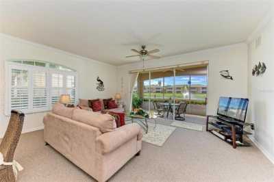 Home For Sale in Bradenton, Florida