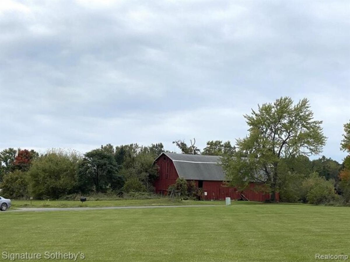 Picture of Residential Land For Sale in Salem, Michigan, United States