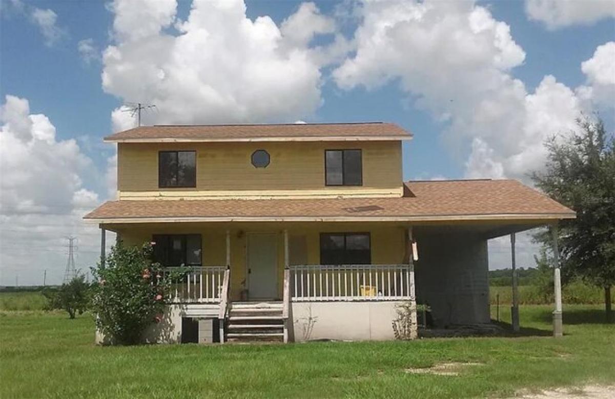 Picture of Home For Sale in Fort Meade, Florida, United States