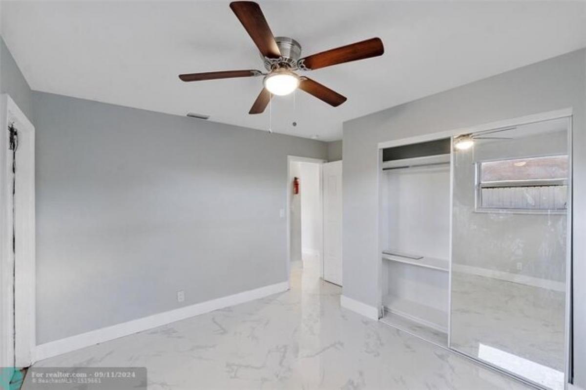 Picture of Home For Sale in Lauderhill, Florida, United States