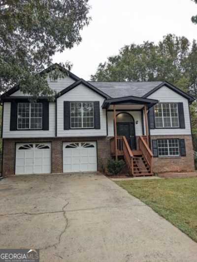 Home For Sale in Hampton, Georgia