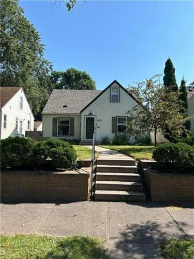 Home For Sale in Minneapolis, Minnesota