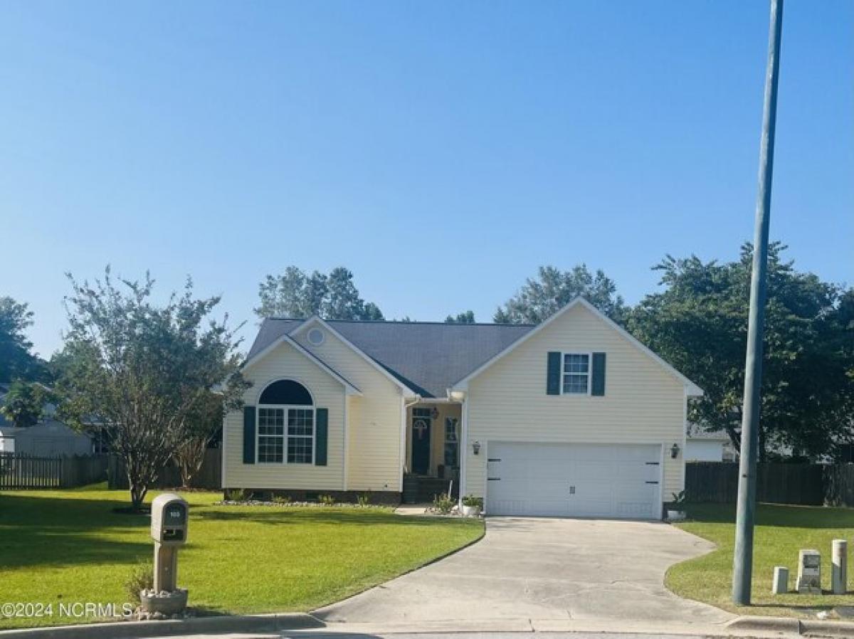 Picture of Home For Sale in New Bern, North Carolina, United States