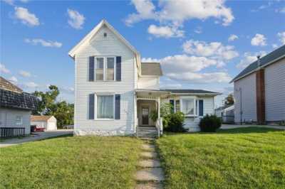 Home For Sale in Marion, Iowa