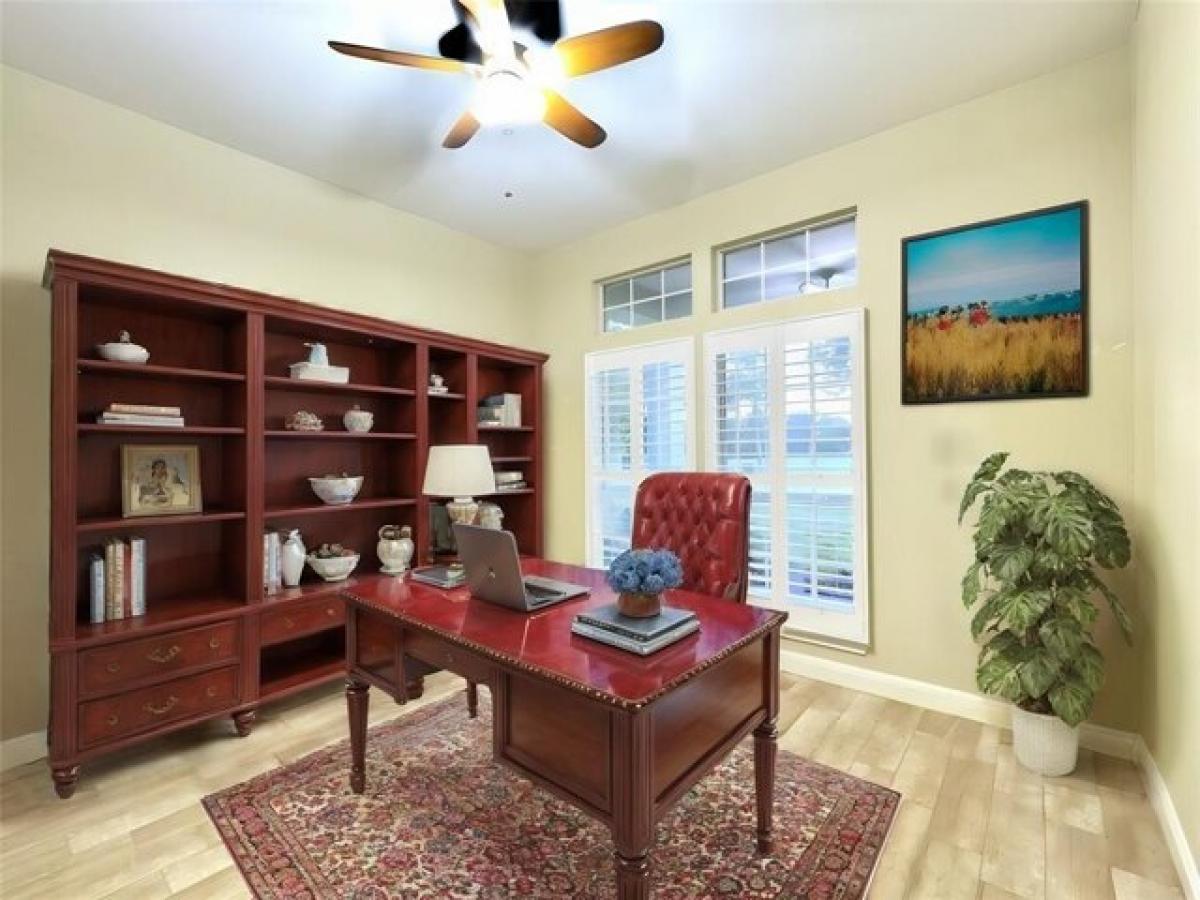 Picture of Home For Sale in Bastrop, Texas, United States