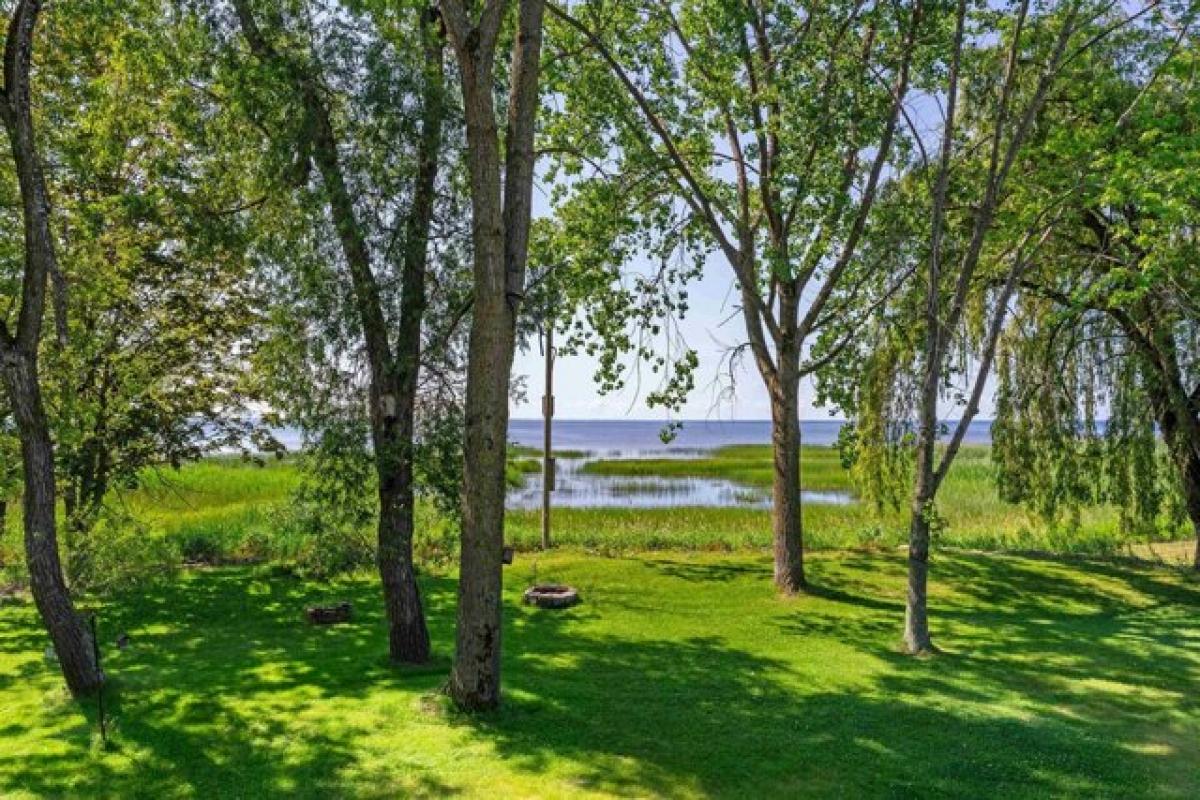 Picture of Home For Sale in Peshtigo, Wisconsin, United States