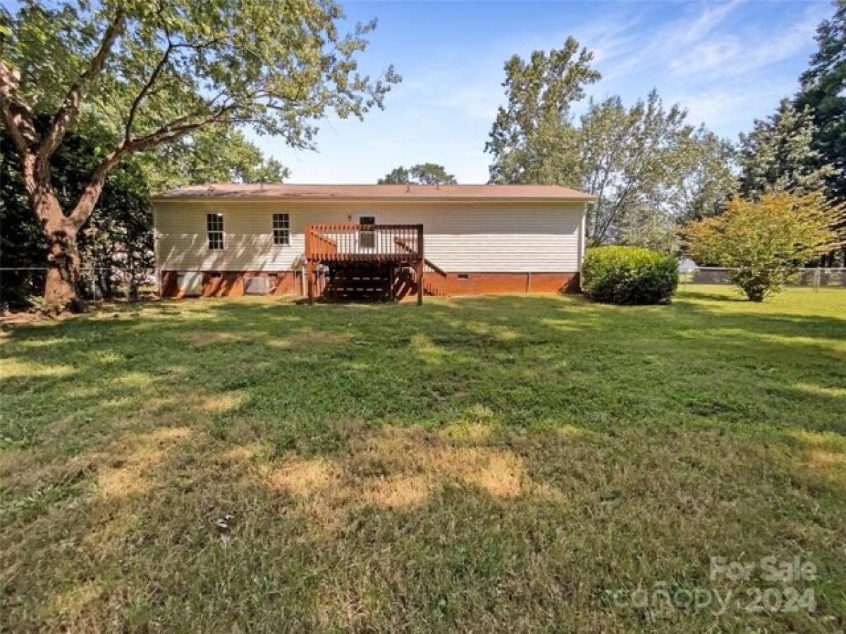 Picture of Home For Sale in Bessemer City, North Carolina, United States