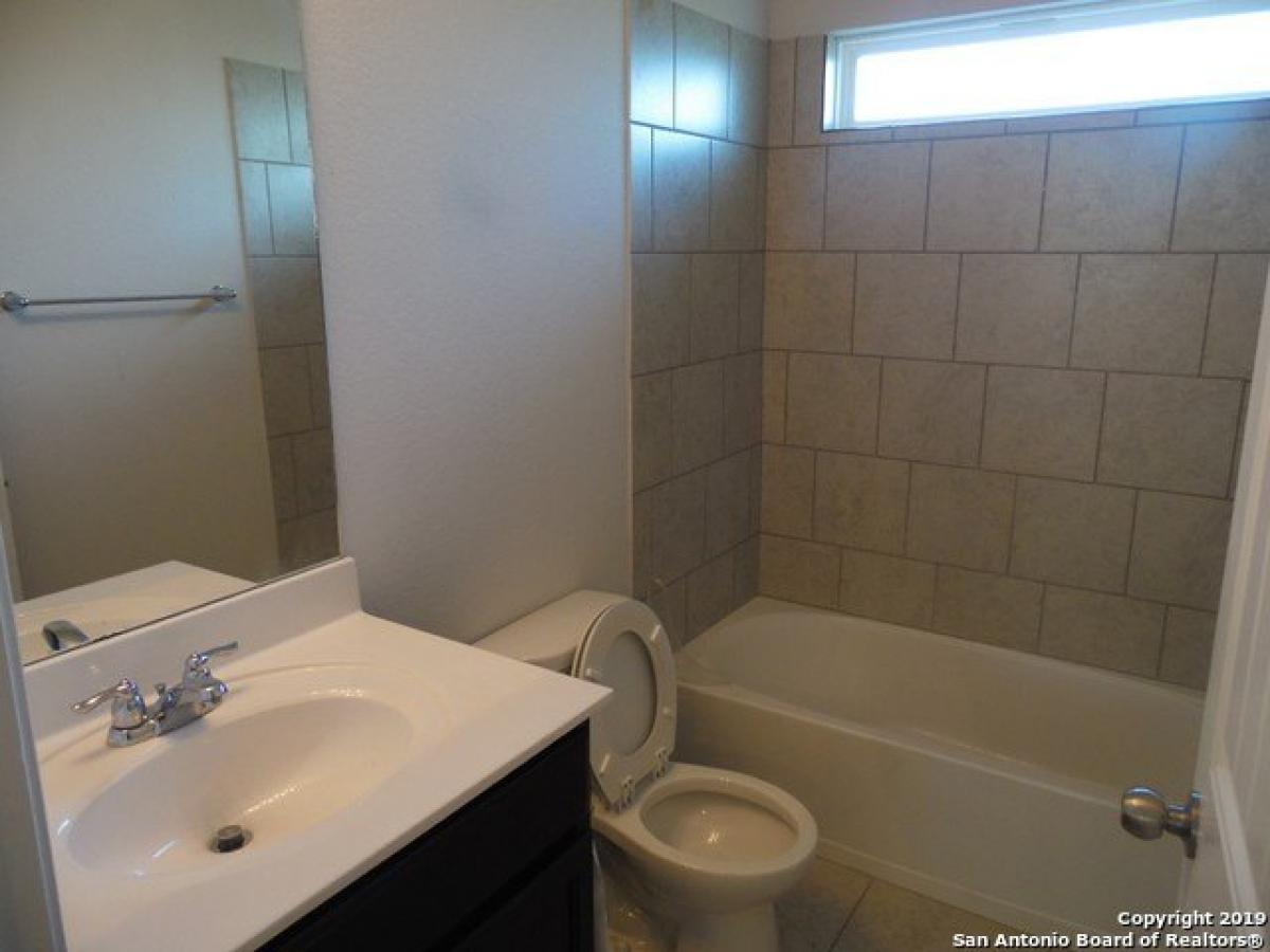 Picture of Home For Rent in San Antonio, Texas, United States