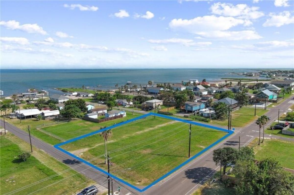 Picture of Residential Land For Sale in Corpus Christi, Texas, United States