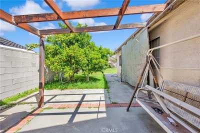 Home For Sale in Van Nuys, California