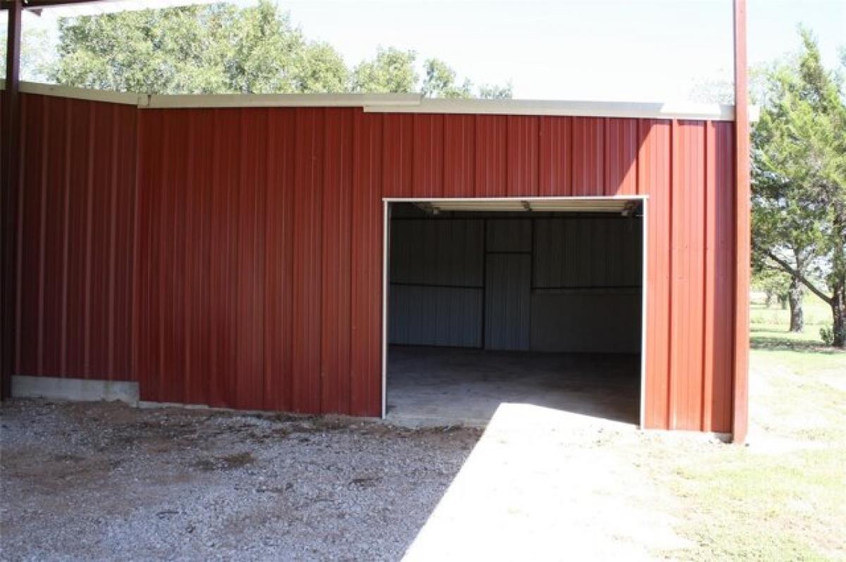 Picture of Home For Sale in Montague, Texas, United States