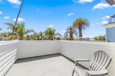 Home For Sale in Huntington Beach, California