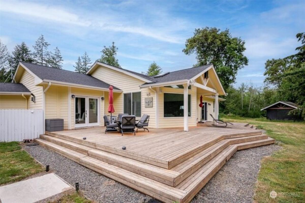 Picture of Home For Sale in Lakebay, Washington, United States