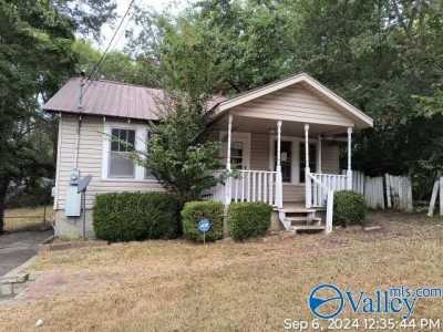 Home For Sale in Gadsden, Alabama