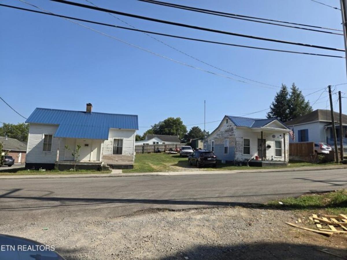 Picture of Home For Sale in Loudon, Tennessee, United States