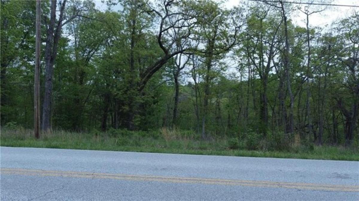 Picture of Residential Land For Rent in Bella Vista, Arkansas, United States