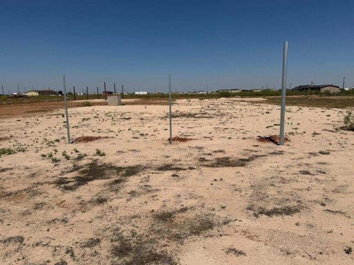 Picture of Residential Land For Sale in Midland, Texas, United States