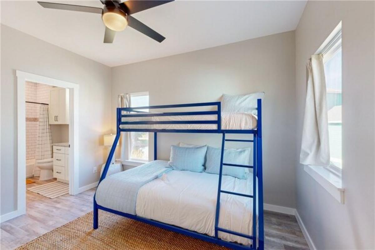 Picture of Home For Sale in Port Aransas, Texas, United States