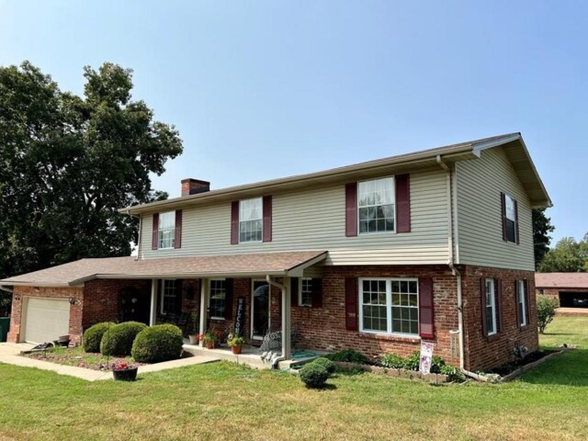 Picture of Home For Sale in Madisonville, Kentucky, United States