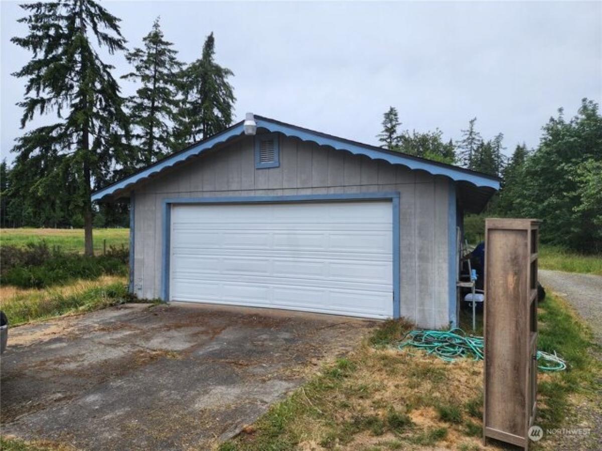 Picture of Home For Sale in Roy, Washington, United States