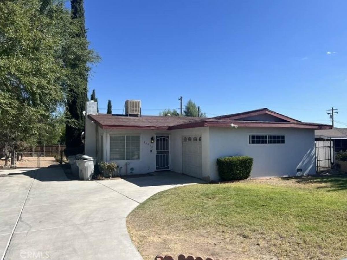 Picture of Home For Sale in Hesperia, California, United States