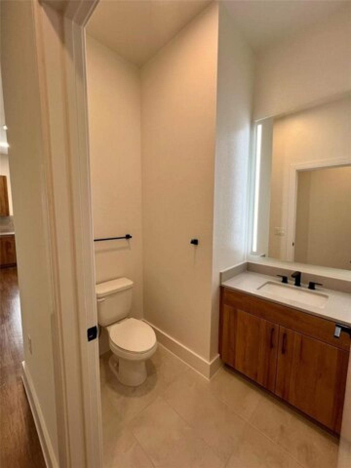 Picture of Apartment For Rent in Dallas, Texas, United States