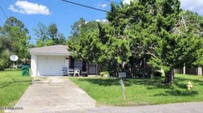 Home For Sale in Gulfport, Mississippi