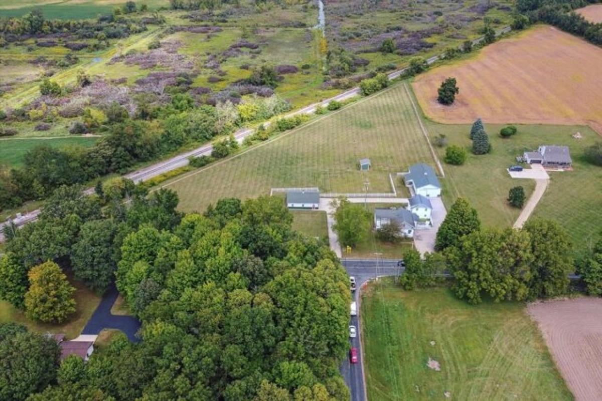 Picture of Home For Sale in Schoolcraft, Michigan, United States