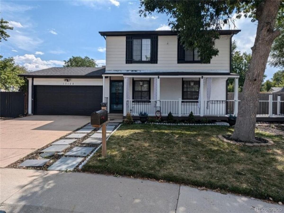 Picture of Home For Sale in Aurora, Colorado, United States