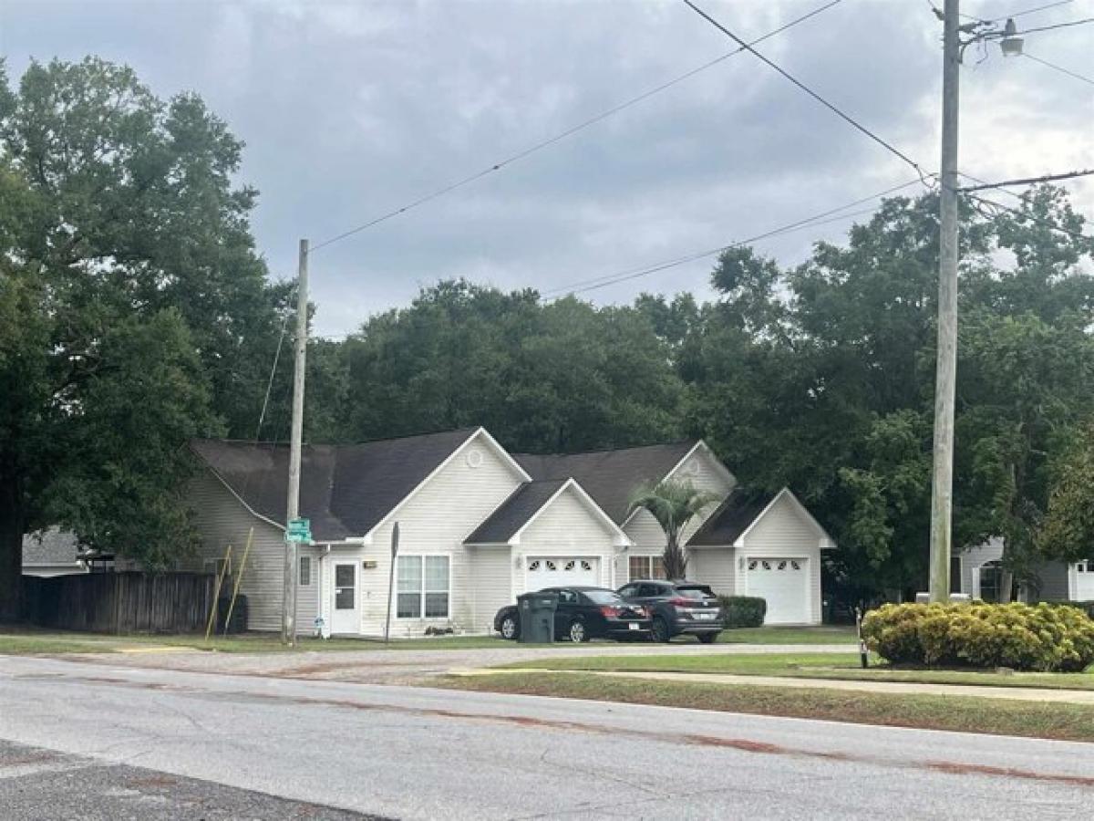 Picture of Home For Sale in Pensacola, Florida, United States