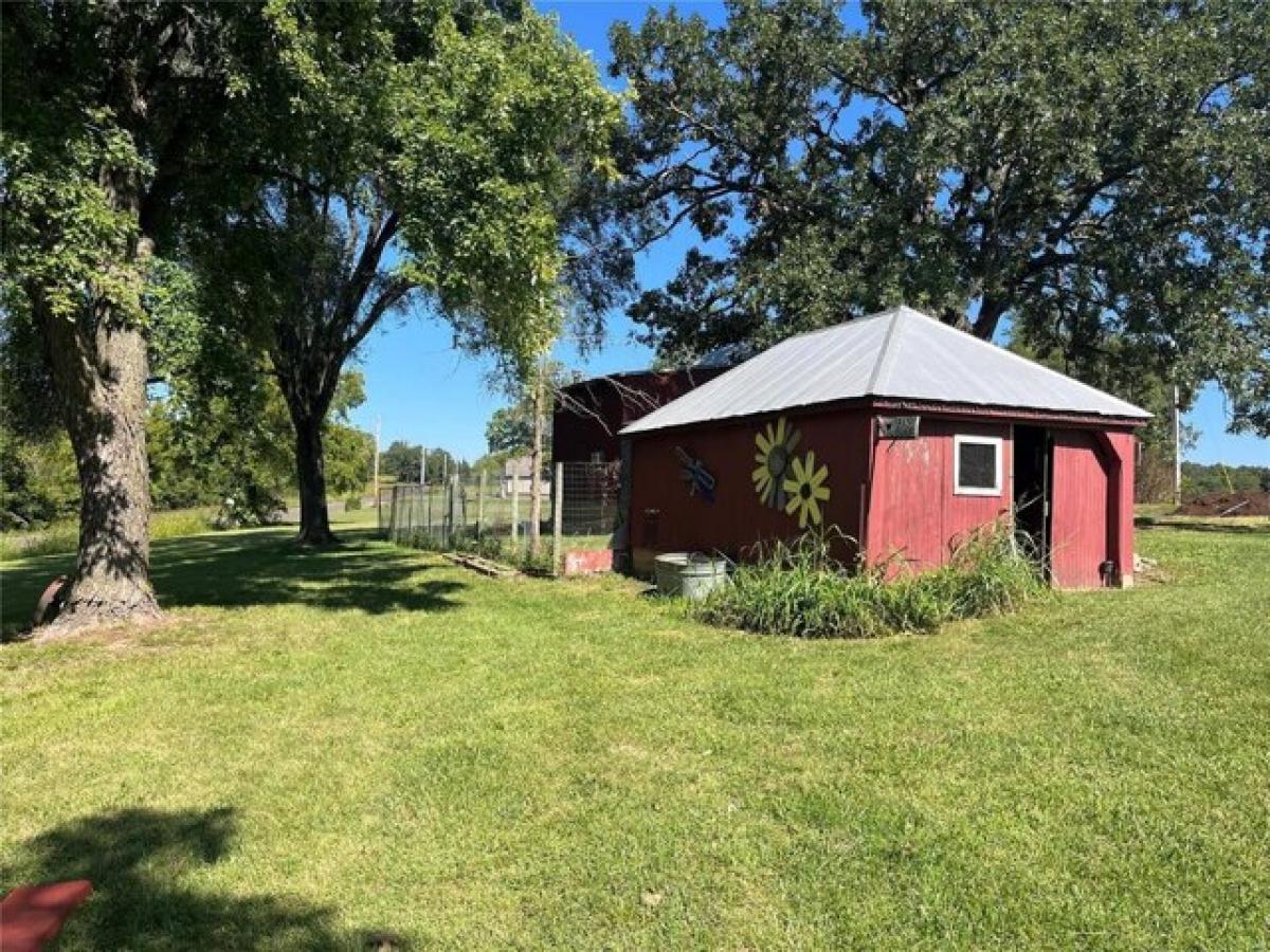 Picture of Home For Sale in New Haven, Missouri, United States