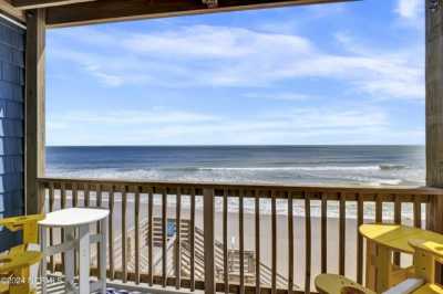 Home For Sale in North Topsail Beach, North Carolina