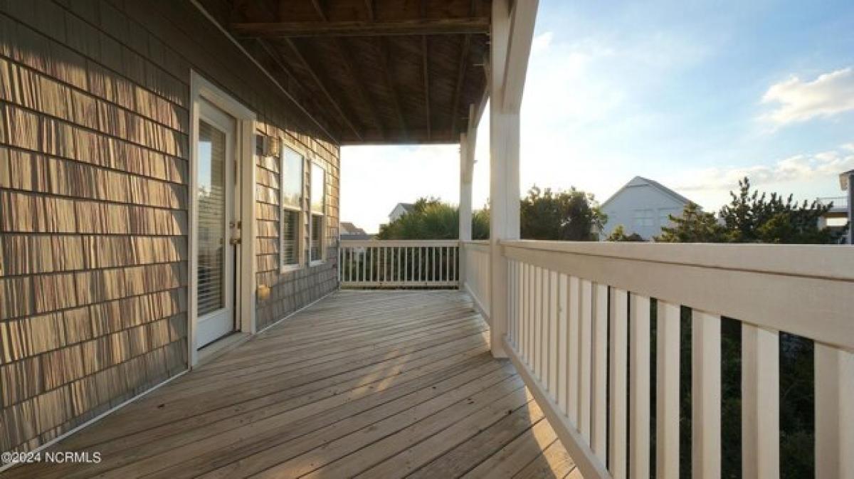 Picture of Home For Rent in Emerald Isle, North Carolina, United States